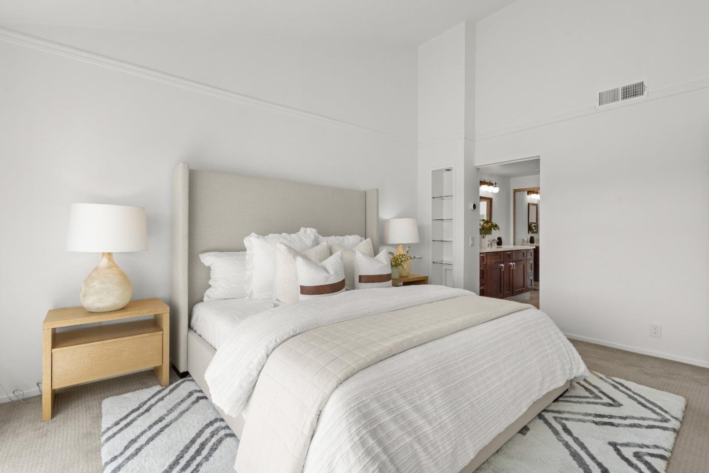 Detail Gallery Image 42 of 71 For 17 Spinnaker Pl, Redwood City,  CA 94065 - 3 Beds | 2/1 Baths