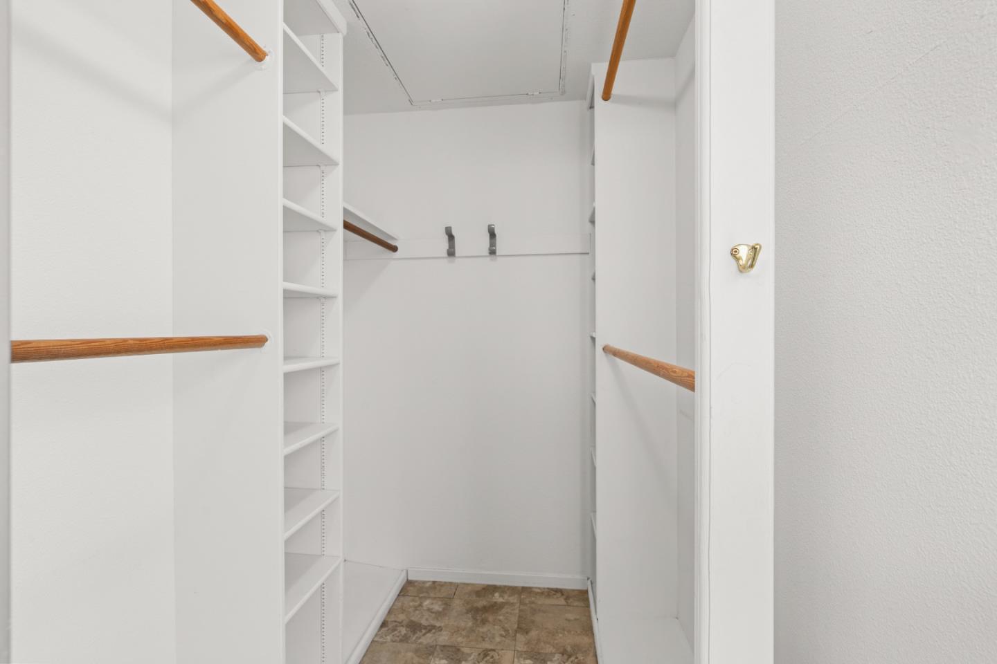 Detail Gallery Image 49 of 71 For 17 Spinnaker Pl, Redwood City,  CA 94065 - 3 Beds | 2/1 Baths