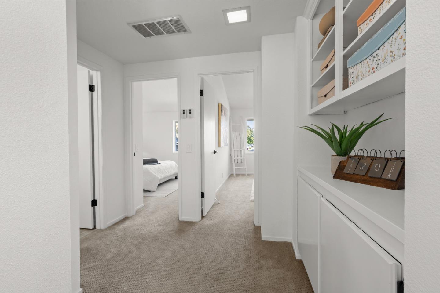 Detail Gallery Image 50 of 71 For 17 Spinnaker Pl, Redwood City,  CA 94065 - 3 Beds | 2/1 Baths