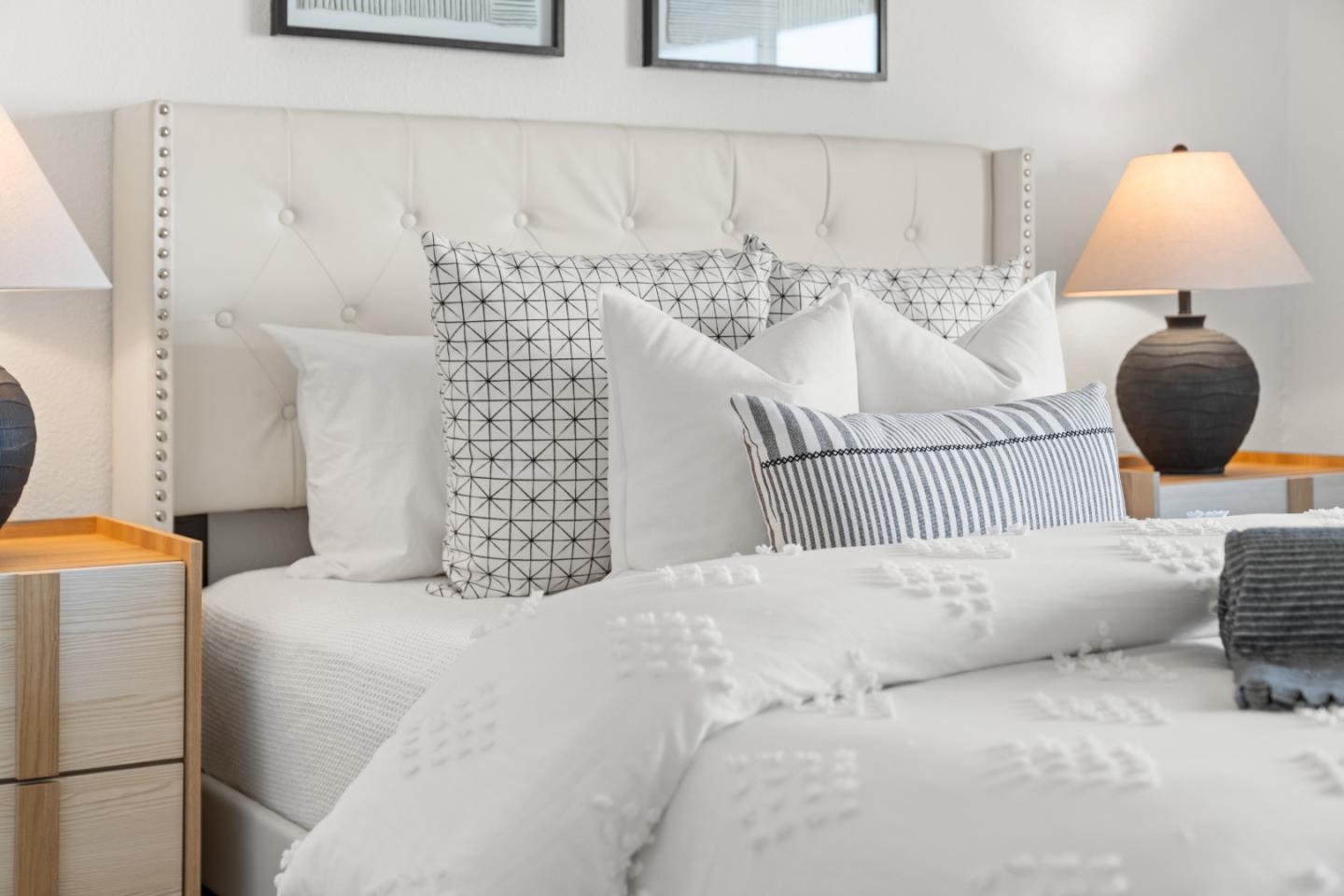 Detail Gallery Image 52 of 71 For 17 Spinnaker Pl, Redwood City,  CA 94065 - 3 Beds | 2/1 Baths