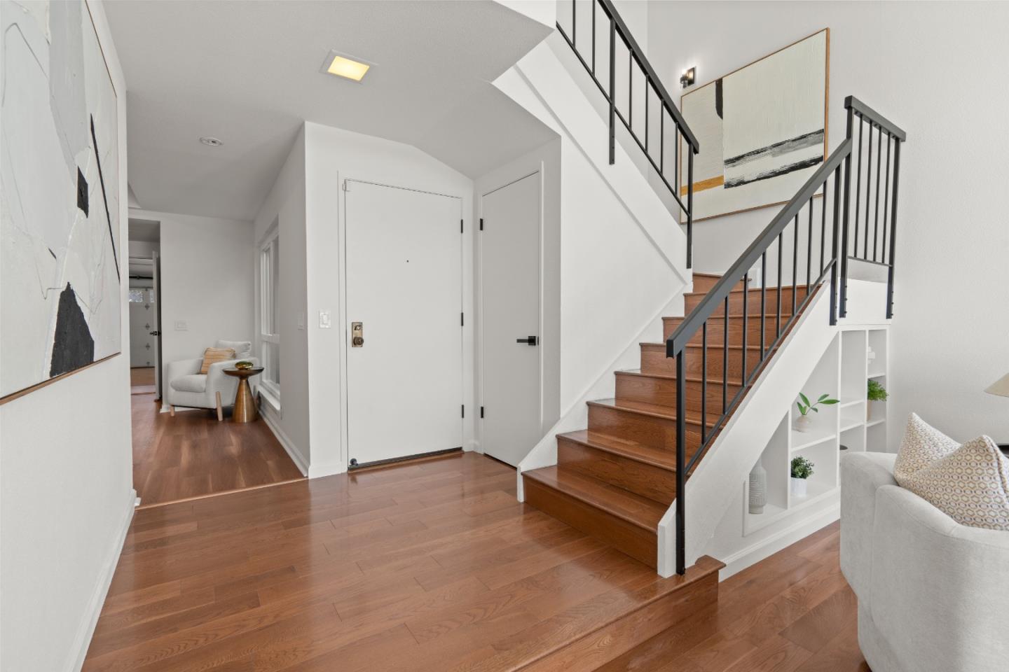 Detail Gallery Image 6 of 71 For 17 Spinnaker Pl, Redwood City,  CA 94065 - 3 Beds | 2/1 Baths