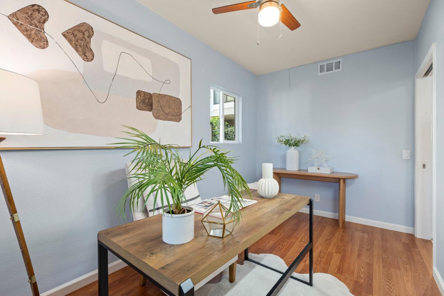 Detail Gallery Image 63 of 71 For 17 Spinnaker Pl, Redwood City,  CA 94065 - 3 Beds | 2/1 Baths