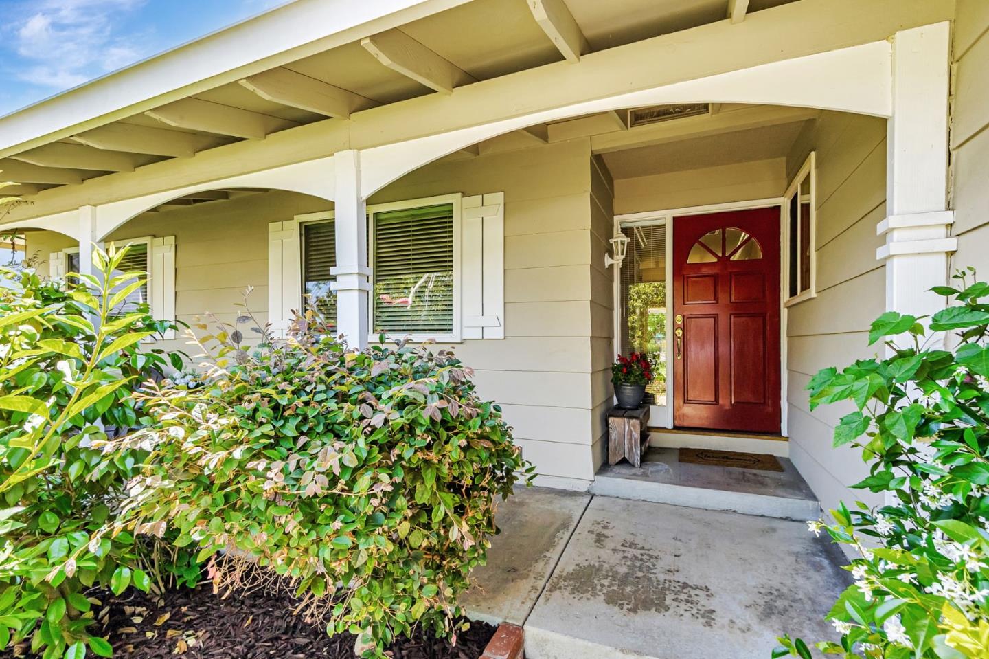 Detail Gallery Image 4 of 33 For 6729 Tannahill Dr, San Jose,  CA 95120 - 3 Beds | 2 Baths