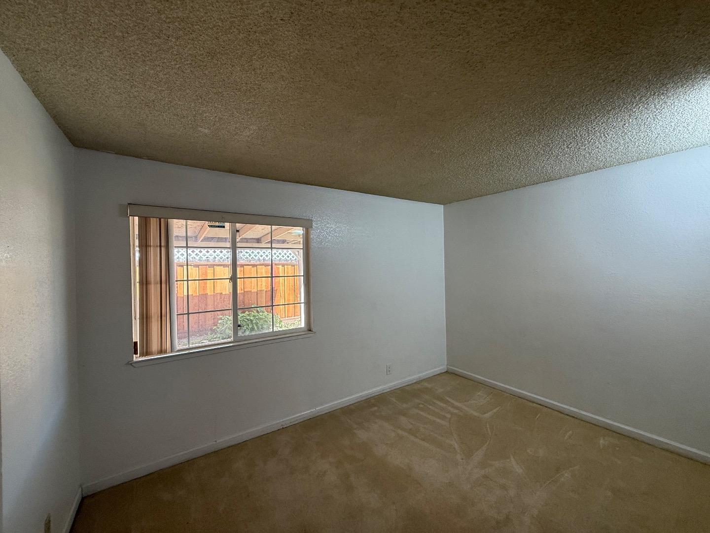 Detail Gallery Image 11 of 20 For 835 Saraband Way, San Jose,  CA 95122 - 3 Beds | 2 Baths