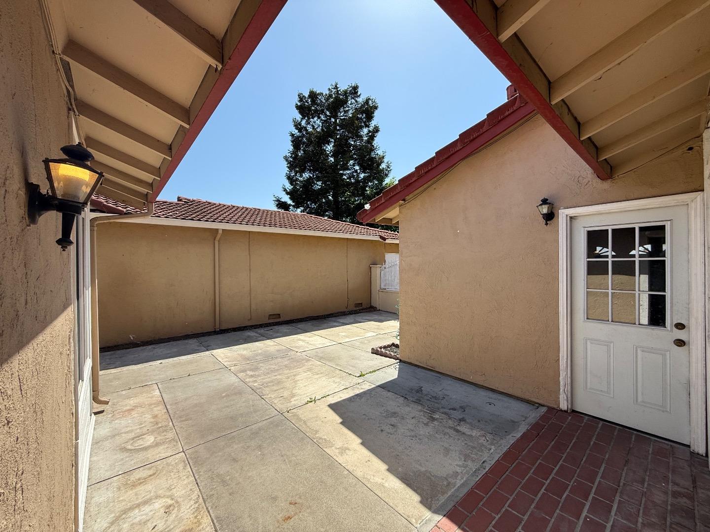 Detail Gallery Image 20 of 20 For 835 Saraband Way, San Jose,  CA 95122 - 3 Beds | 2 Baths