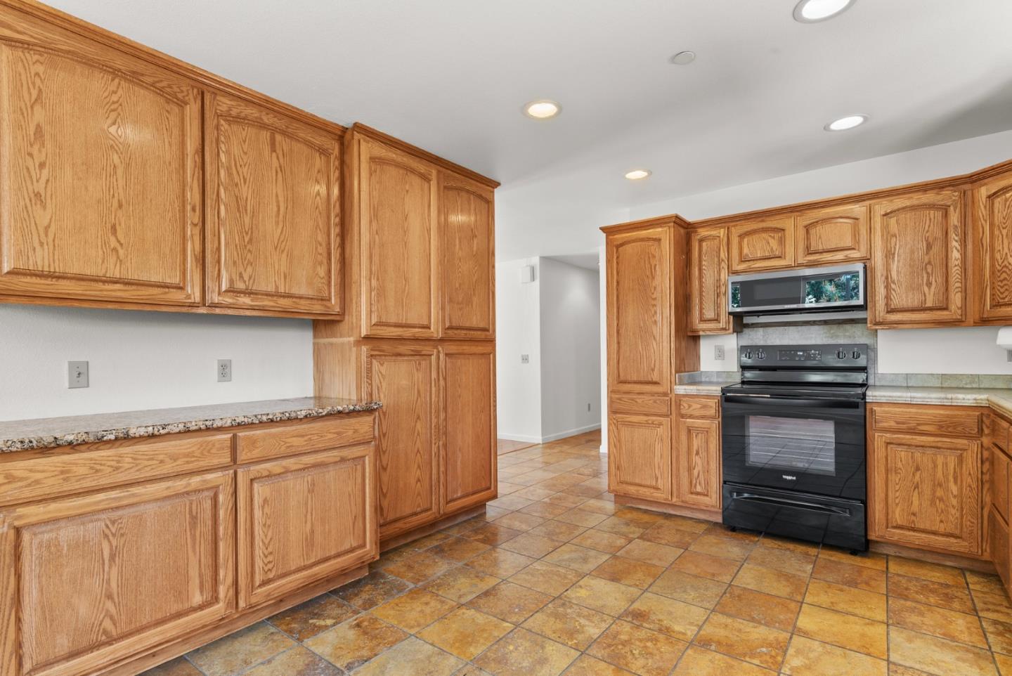 Detail Gallery Image 12 of 55 For 620 Ormsby Cutoff, Corralitos,  CA 95076 - 3 Beds | 2 Baths