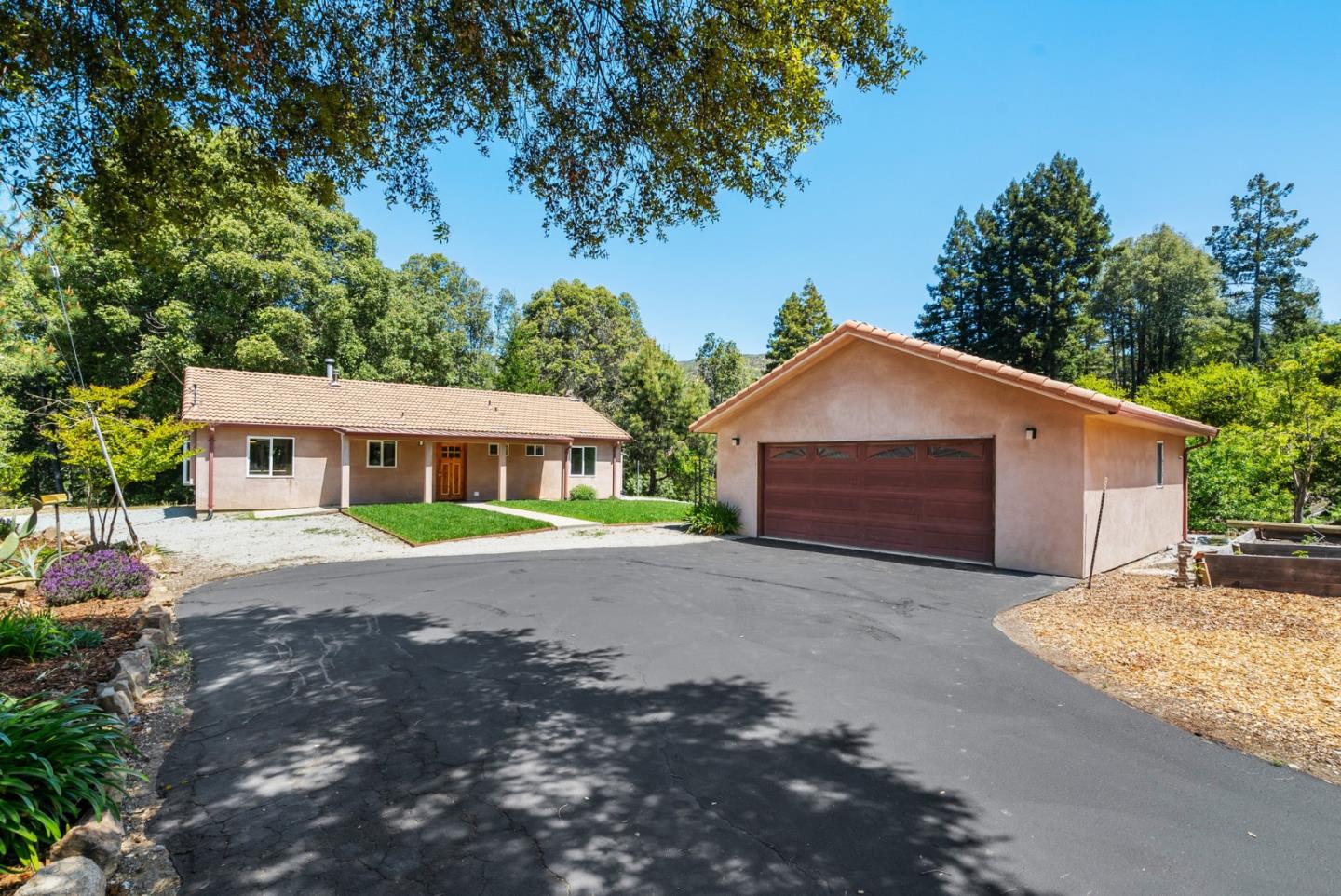 Detail Gallery Image 2 of 55 For 620 Ormsby Cutoff, Corralitos,  CA 95076 - 3 Beds | 2 Baths
