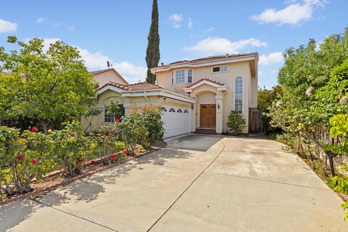 Detail Gallery Image 1 of 31 For 21818 Lomita Ave, Cupertino,  CA 95014 - 3 Beds | 3 Baths