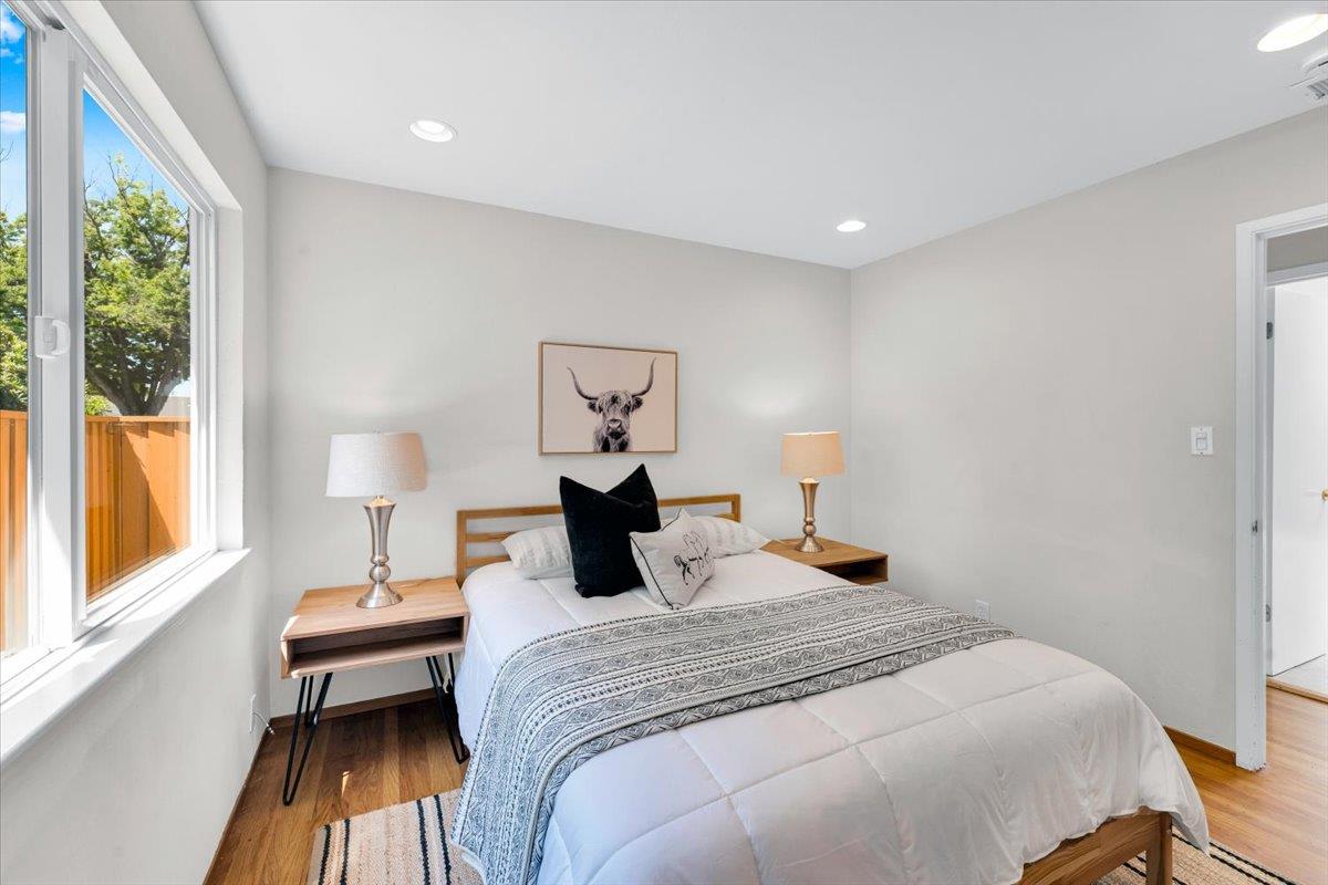Detail Gallery Image 28 of 46 For 3392 Merrimac Dr, San Jose,  CA 95117 - 4 Beds | 2 Baths