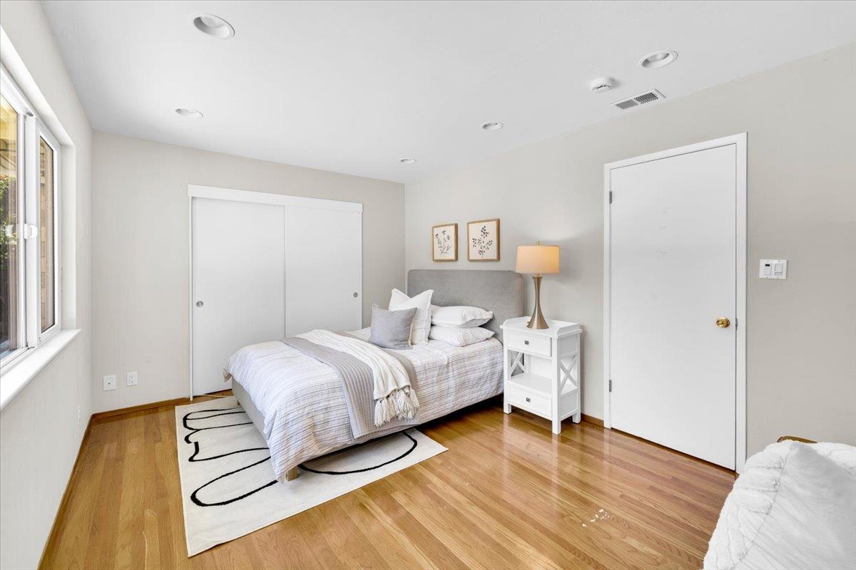 Detail Gallery Image 35 of 46 For 3392 Merrimac Dr, San Jose,  CA 95117 - 4 Beds | 2 Baths