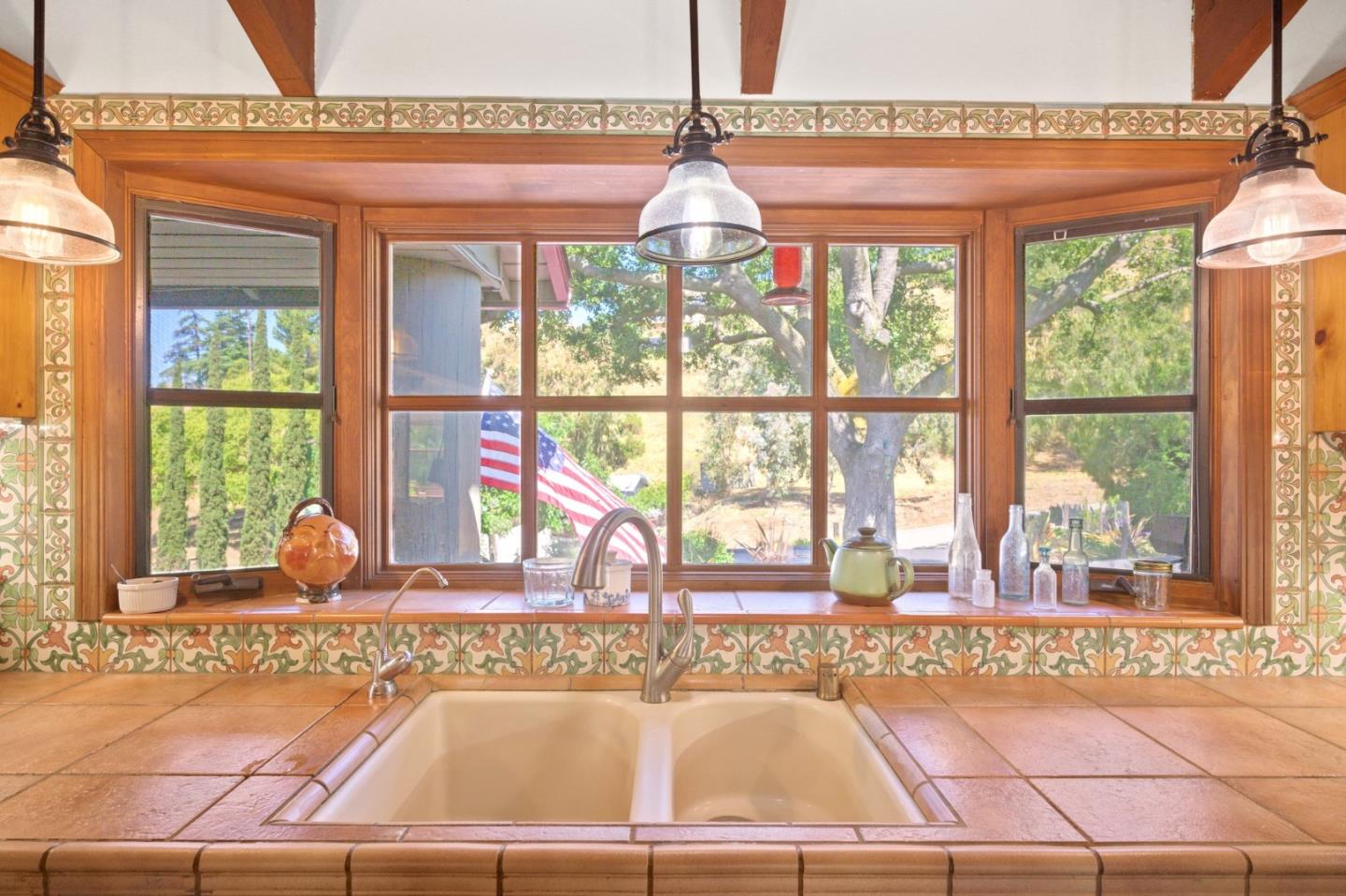 Detail Gallery Image 22 of 77 For 15946 Camino Vista Way, San Jose,  CA 95127 - 4 Beds | 2/1 Baths