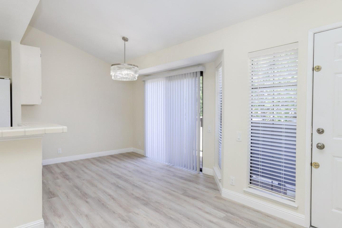 Detail Gallery Image 7 of 24 For 3162 Kenland Dr, San Jose,  CA 95111 - 2 Beds | 1 Baths