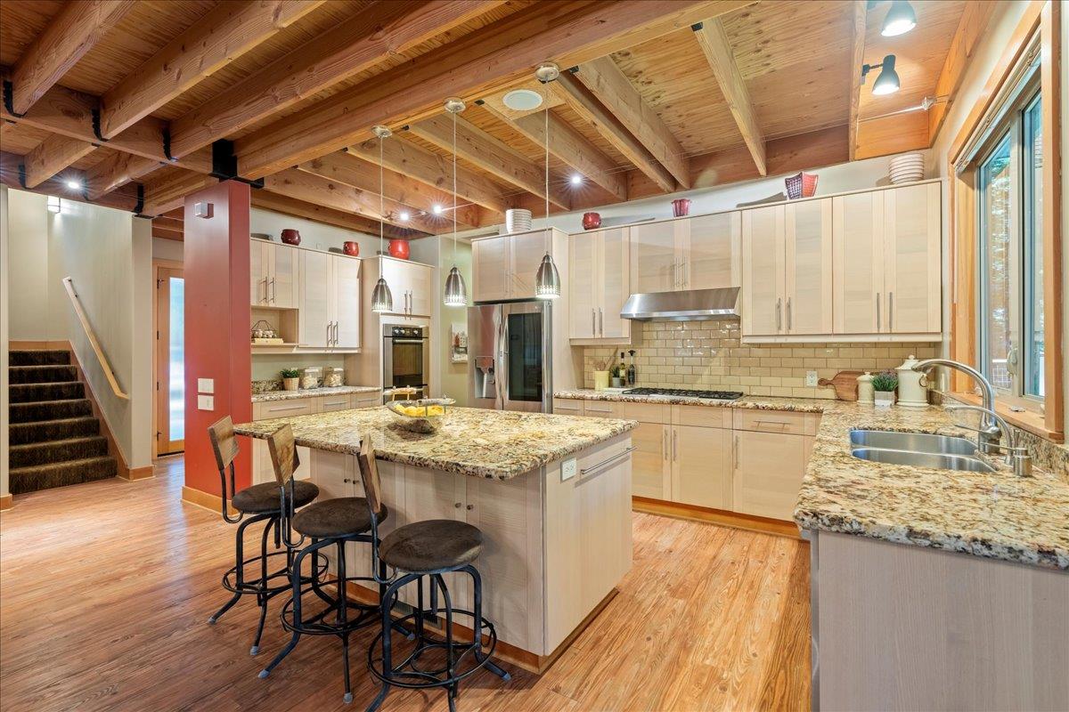 Detail Gallery Image 8 of 37 For 260 River St, Boulder Creek,  CA 95006 - 3 Beds | 3/1 Baths