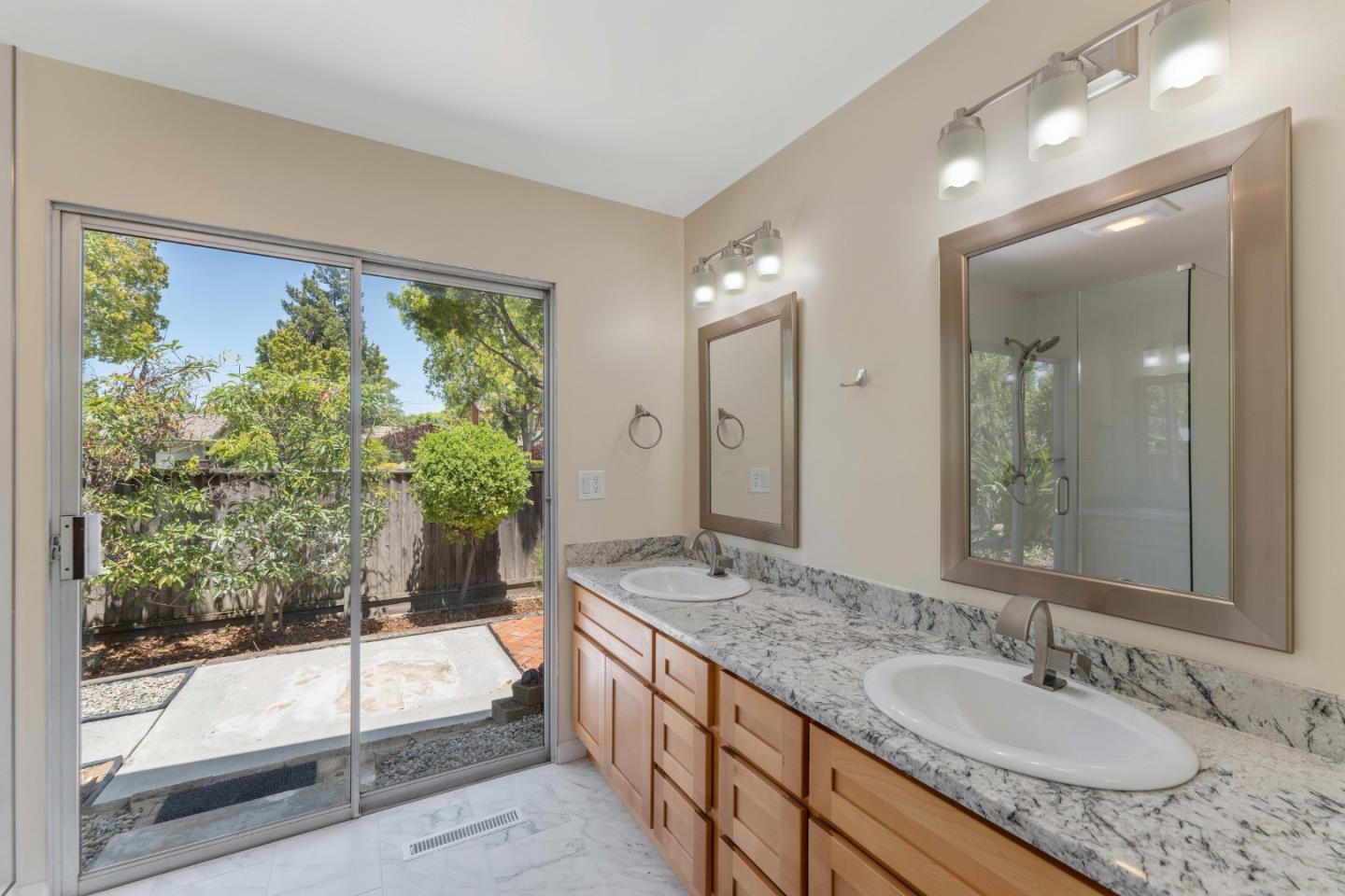 Detail Gallery Image 17 of 23 For 1530 Richelieu Pl, Sunnyvale,  CA 94087 - 3 Beds | 2 Baths