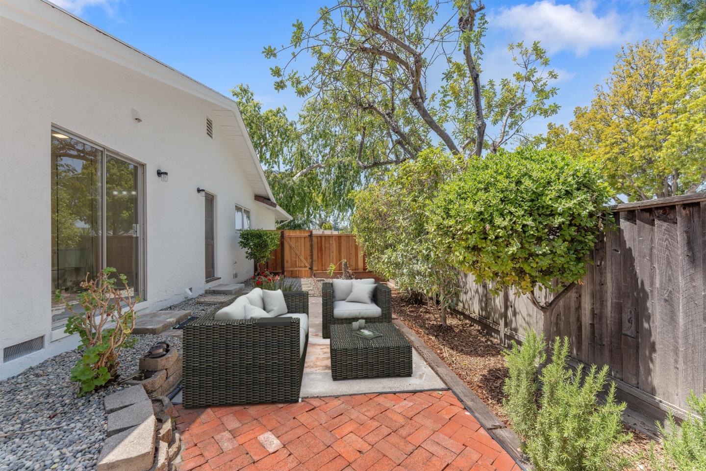 Detail Gallery Image 19 of 23 For 1530 Richelieu Pl, Sunnyvale,  CA 94087 - 3 Beds | 2 Baths