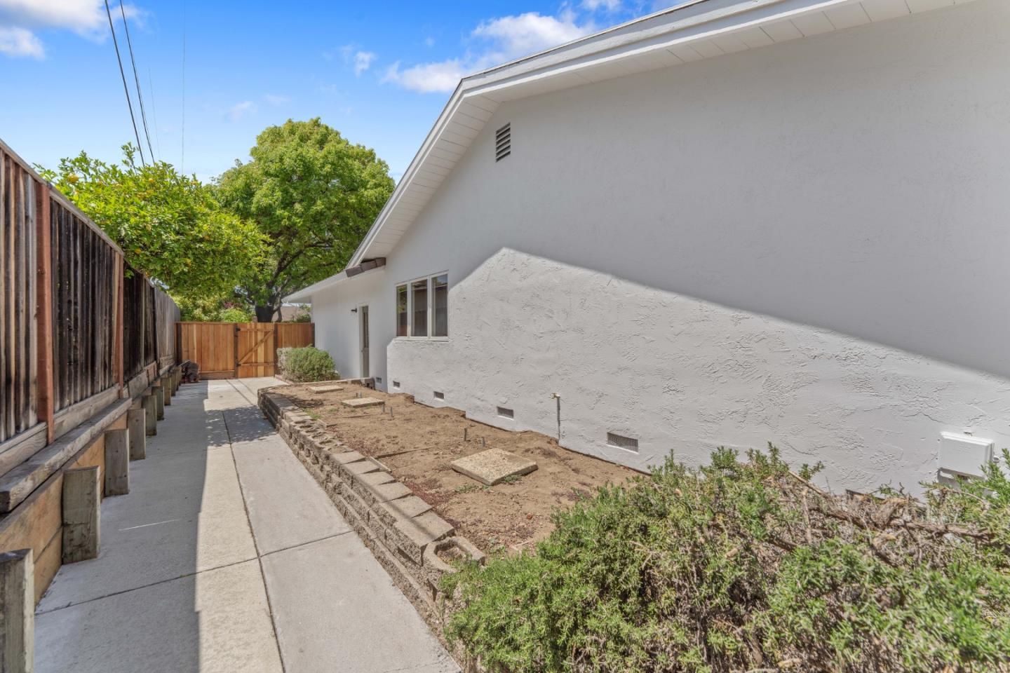 Detail Gallery Image 22 of 23 For 1530 Richelieu Pl, Sunnyvale,  CA 94087 - 3 Beds | 2 Baths