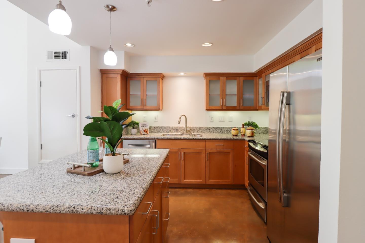Detail Gallery Image 9 of 38 For 20 Ryland Park Dr #208,  San Jose,  CA 95110 - 1 Beds | 1/1 Baths