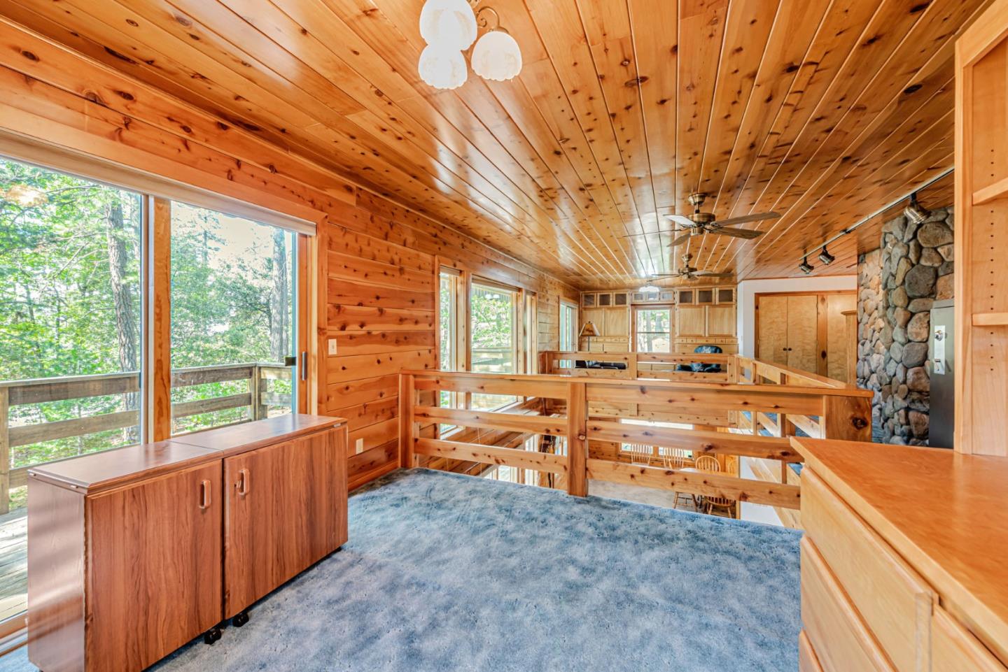 Detail Gallery Image 10 of 55 For 5753 Overland Way, Placerville,  CA 95667 - 3 Beds | 2/1 Baths