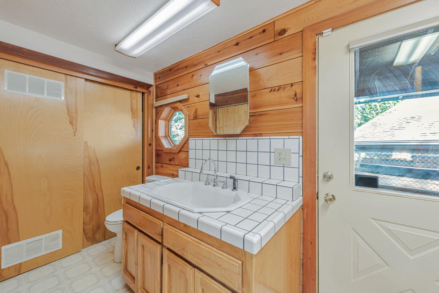 Detail Gallery Image 26 of 55 For 5753 Overland Way, Placerville,  CA 95667 - 3 Beds | 2/1 Baths