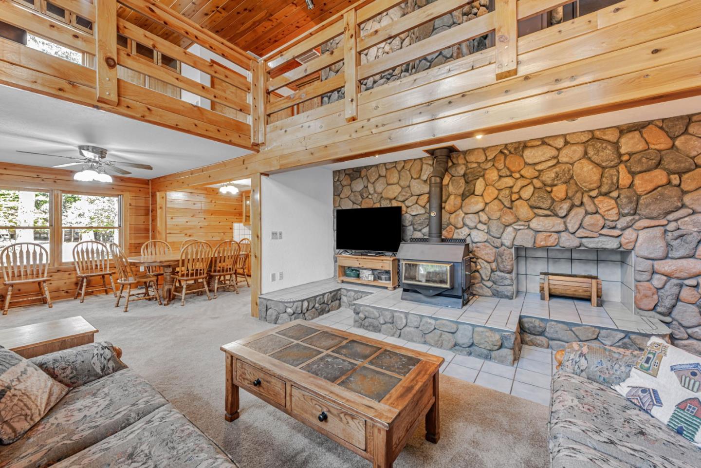Detail Gallery Image 3 of 55 For 5753 Overland Way, Placerville,  CA 95667 - 3 Beds | 2/1 Baths