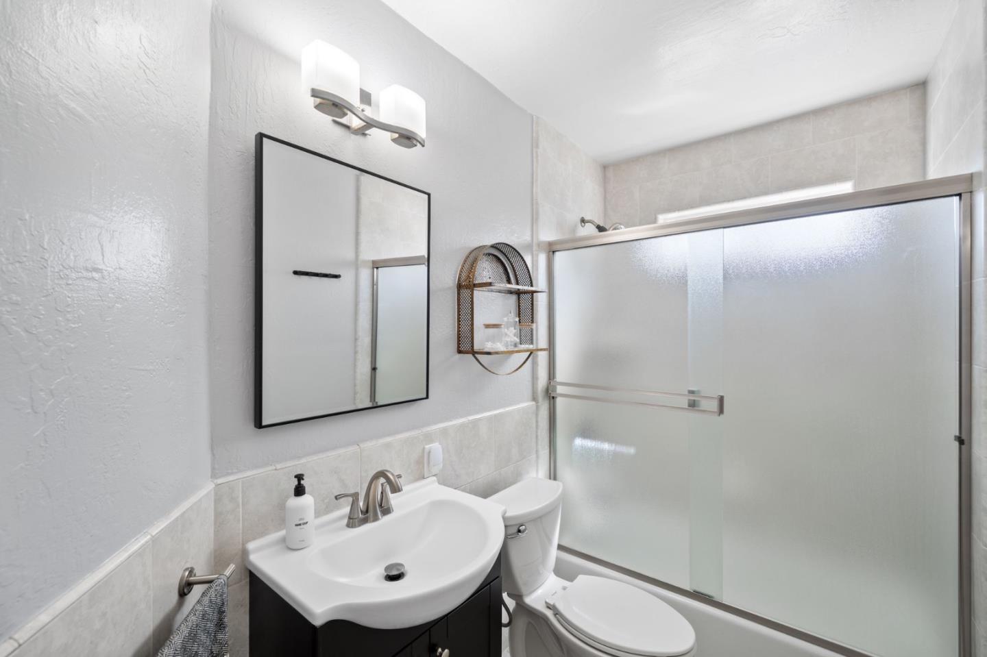Detail Gallery Image 17 of 45 For 970-972 S 8th St, San Jose,  CA 95112 - – Beds | – Baths