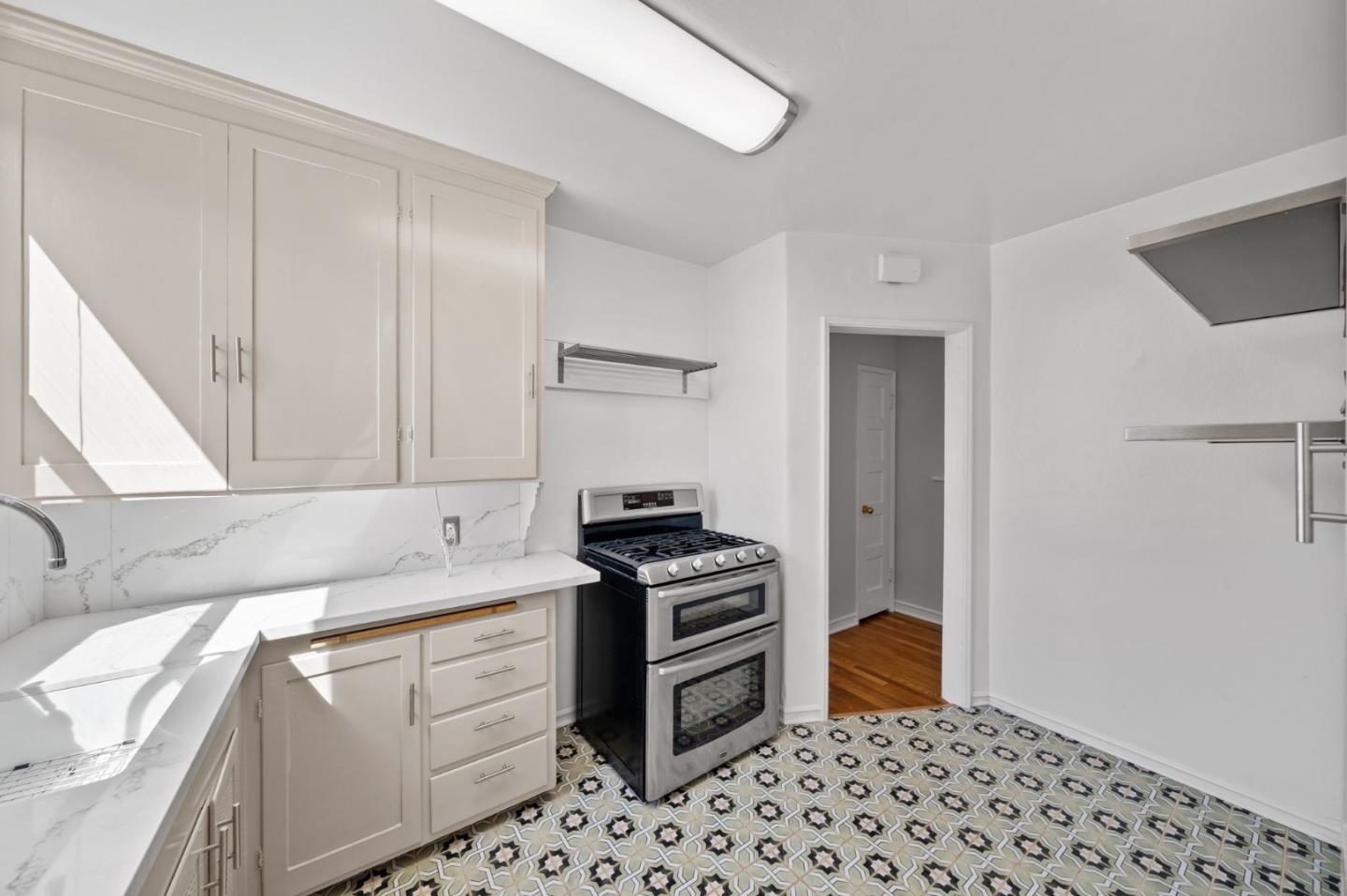 Detail Gallery Image 22 of 45 For 970-972 S 8th St, San Jose,  CA 95112 - – Beds | – Baths