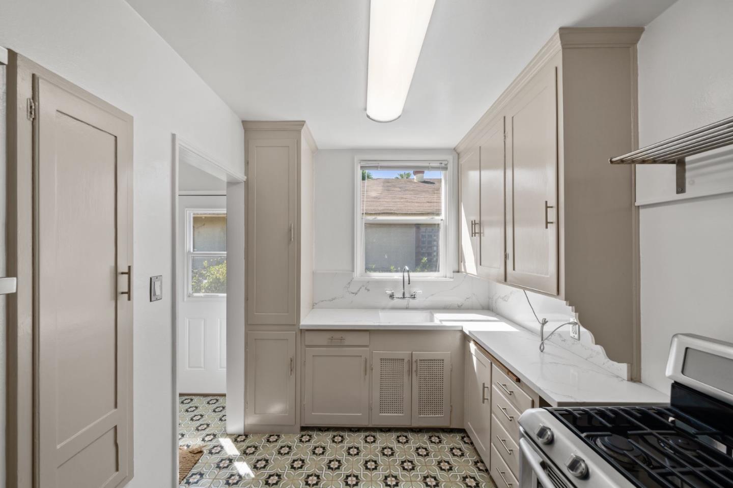 Detail Gallery Image 24 of 45 For 970-972 S 8th St, San Jose,  CA 95112 - – Beds | – Baths