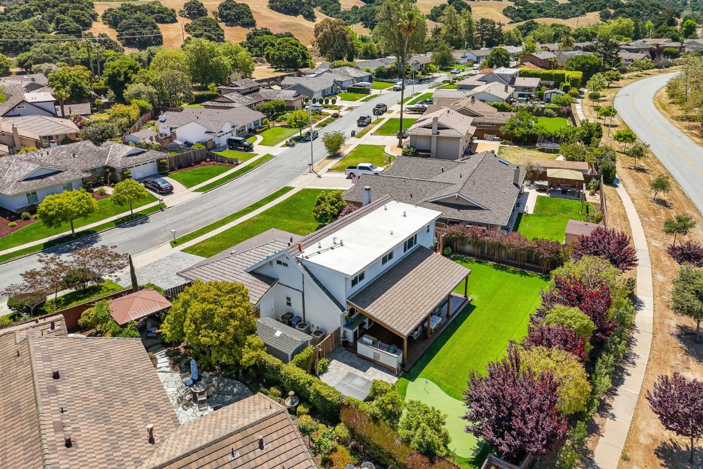 Detail Gallery Image 26 of 27 For 22390 Ortega Dr, Salinas,  CA 93908 - 4 Beds | 3 Baths