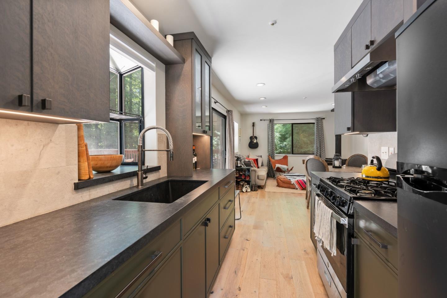 Detail Gallery Image 8 of 52 For 2305 Bear Canyon Rd, Los Gatos,  CA 95033 - 3 Beds | 2 Baths