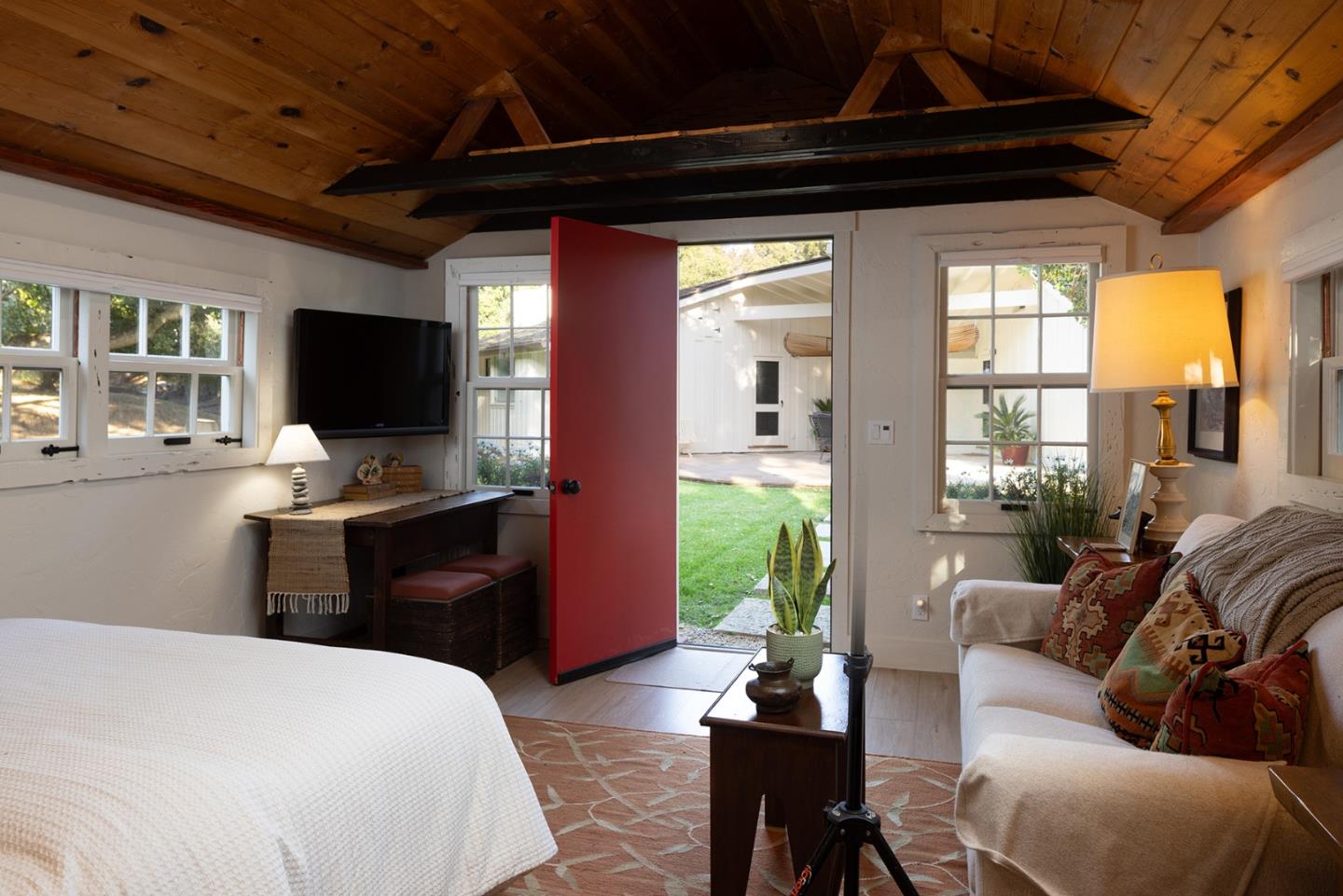 Detail Gallery Image 36 of 46 For 2a La Rancheria, Carmel Valley,  CA 93924 - 3 Beds | 3/1 Baths