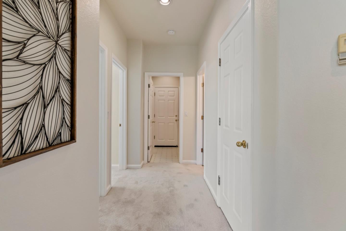 Detail Gallery Image 35 of 48 For 901 Stone Bridge Trail, Hollister,  CA 95023 - 3 Beds | 2/1 Baths