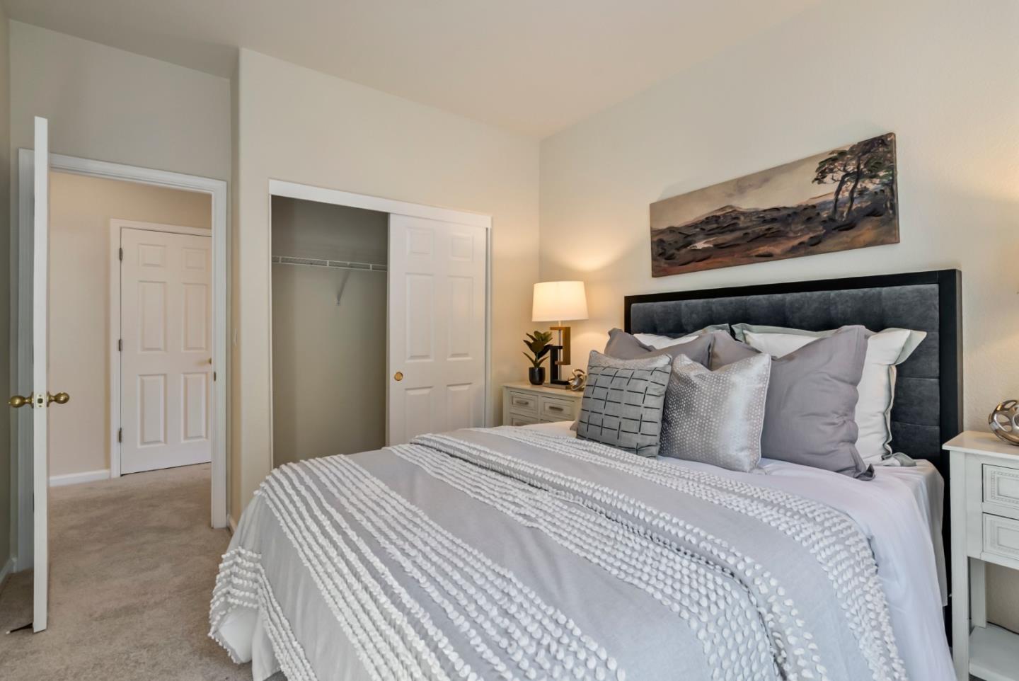 Detail Gallery Image 37 of 48 For 901 Stone Bridge Trail, Hollister,  CA 95023 - 3 Beds | 2/1 Baths
