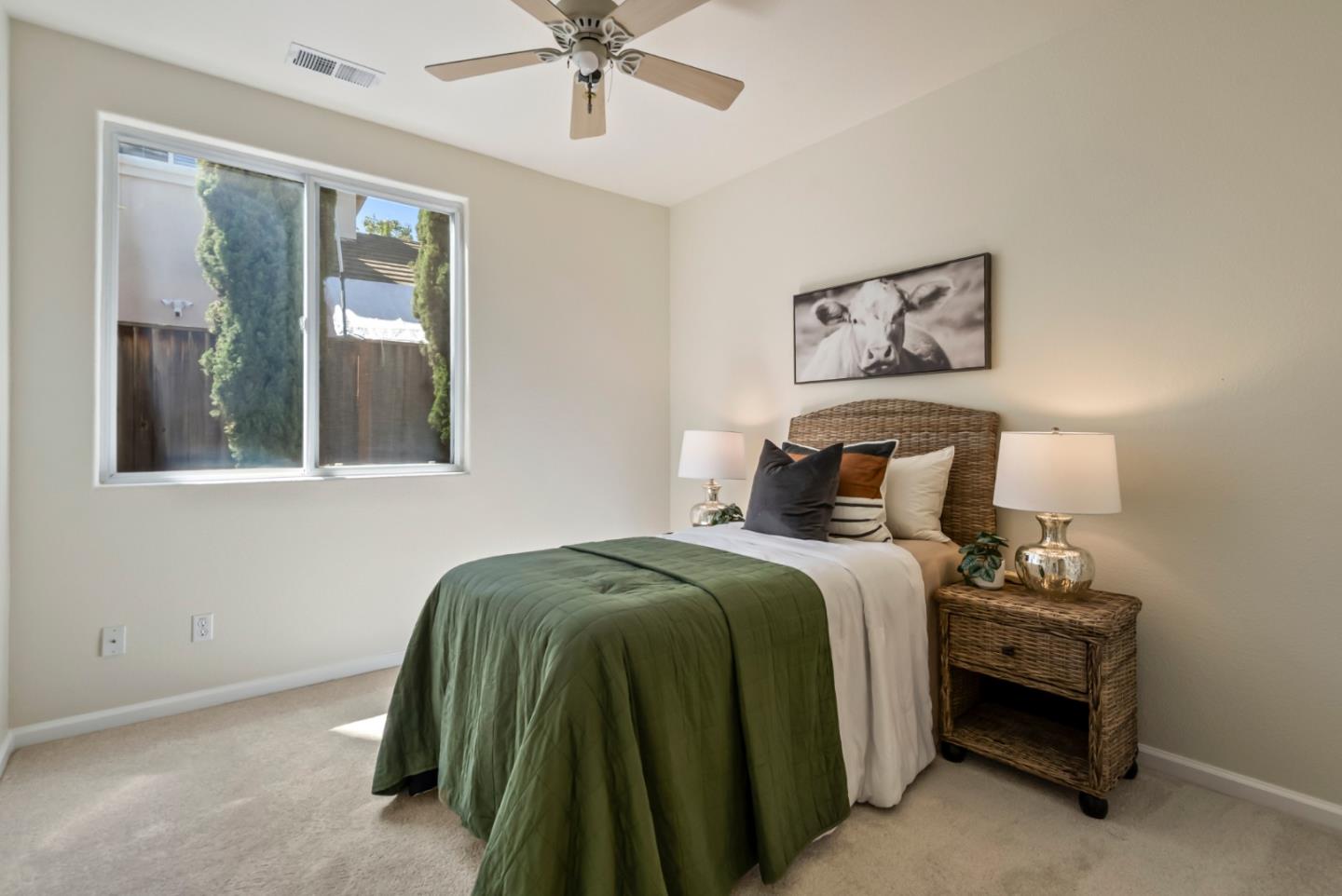Detail Gallery Image 38 of 48 For 901 Stone Bridge Trail, Hollister,  CA 95023 - 3 Beds | 2/1 Baths