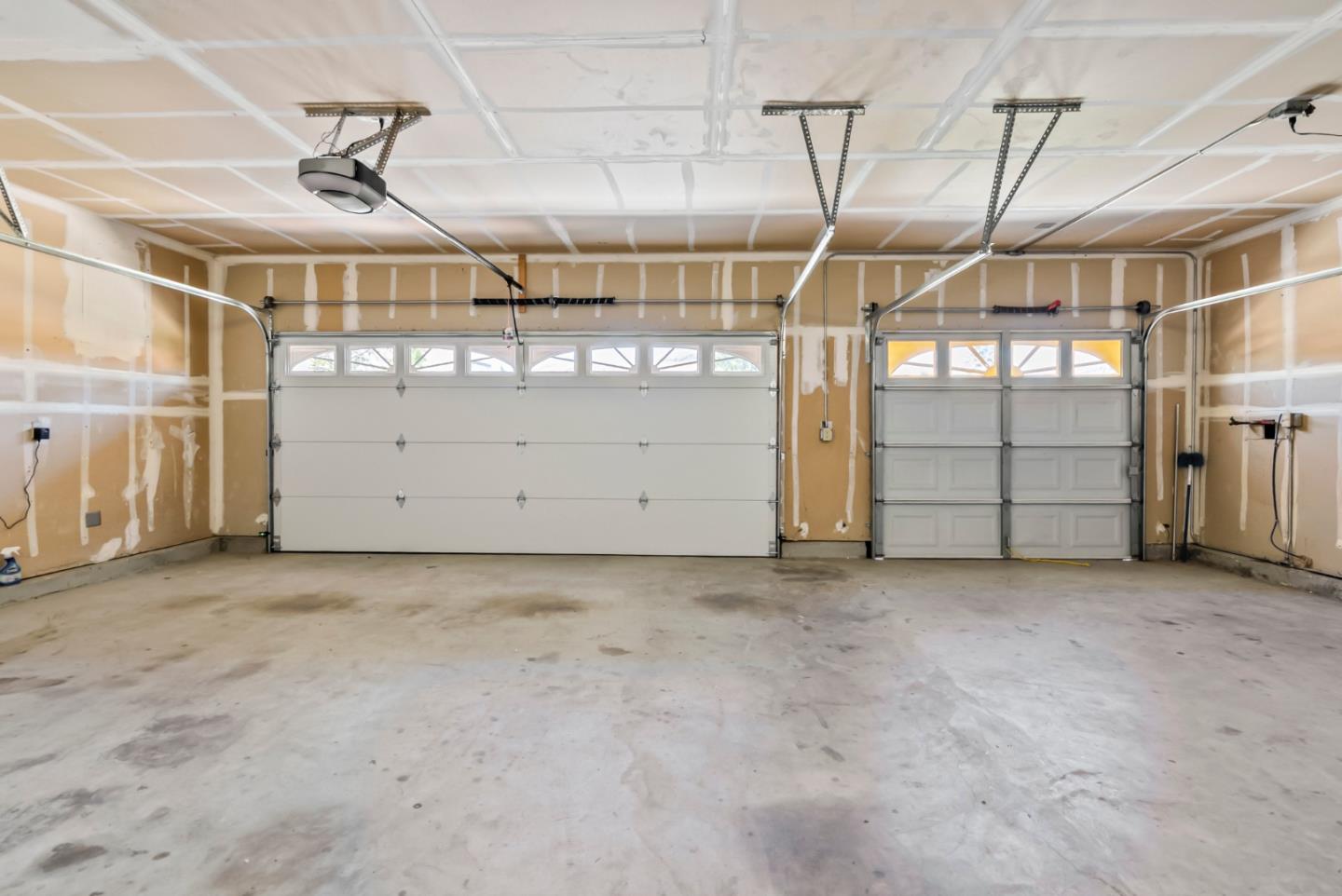 Detail Gallery Image 42 of 48 For 901 Stone Bridge Trail, Hollister,  CA 95023 - 3 Beds | 2/1 Baths