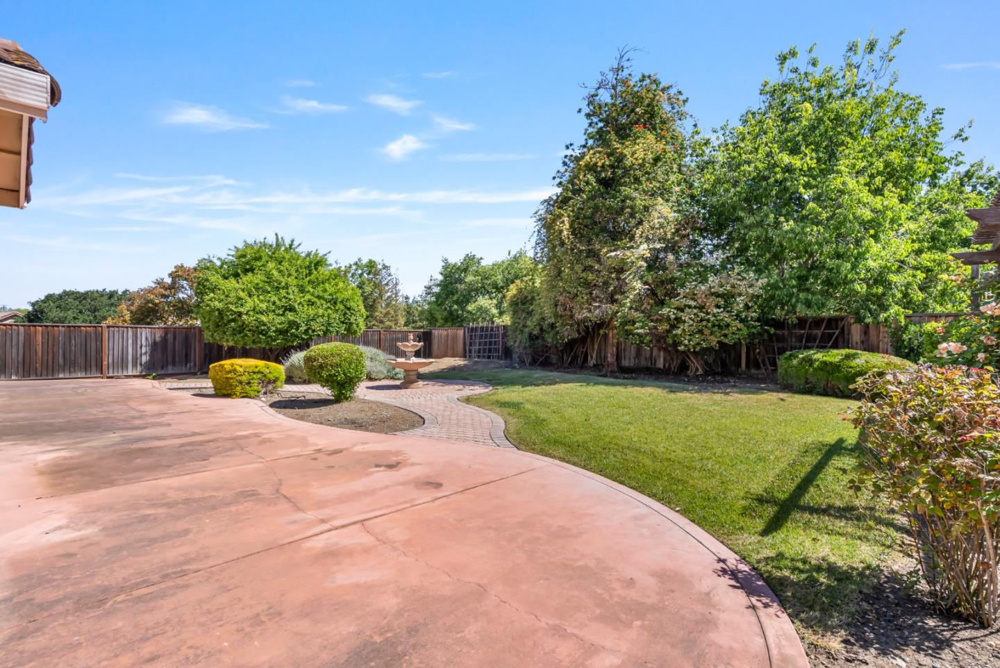 Detail Gallery Image 45 of 48 For 901 Stone Bridge Trail, Hollister,  CA 95023 - 3 Beds | 2/1 Baths
