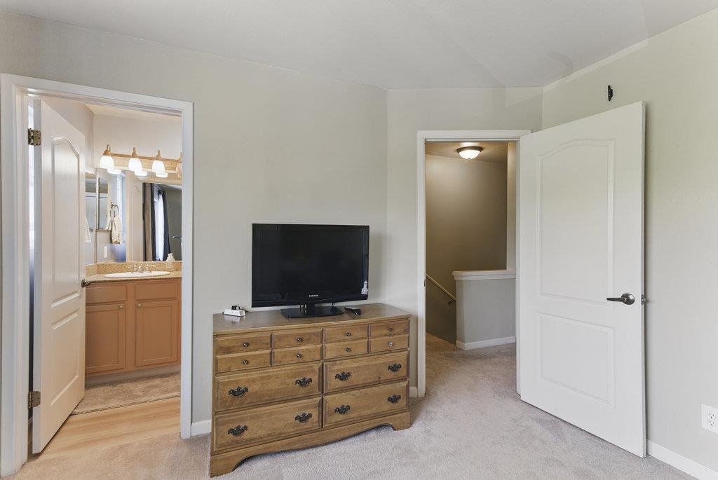 Detail Gallery Image 19 of 24 For 41 Grandview St #405,  Santa Cruz,  CA 95060 - 2 Beds | 2/1 Baths