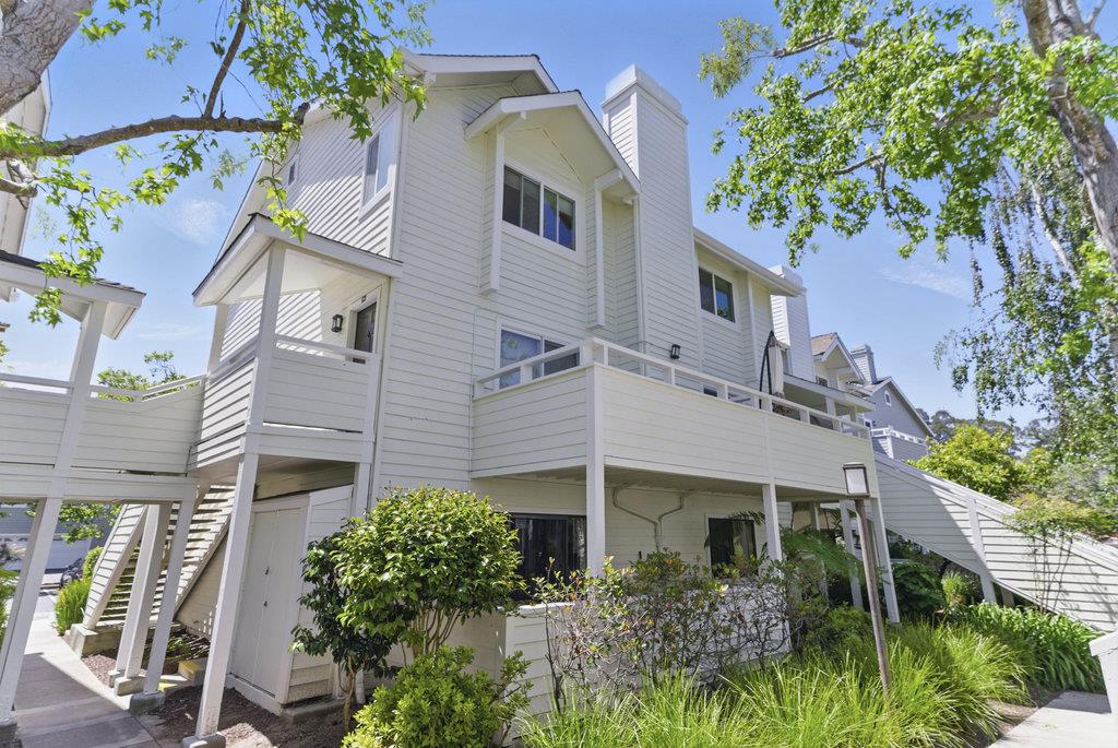 Detail Gallery Image 2 of 24 For 41 Grandview St #405,  Santa Cruz,  CA 95060 - 2 Beds | 2/1 Baths