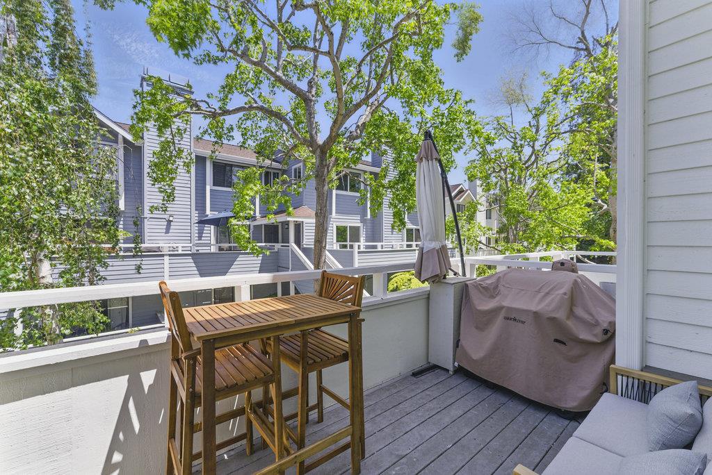 Detail Gallery Image 23 of 24 For 41 Grandview St #405,  Santa Cruz,  CA 95060 - 2 Beds | 2/1 Baths
