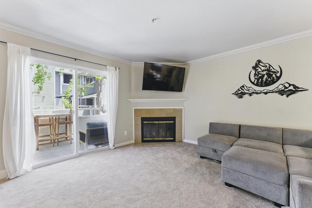 Detail Gallery Image 7 of 24 For 41 Grandview St #405,  Santa Cruz,  CA 95060 - 2 Beds | 2/1 Baths