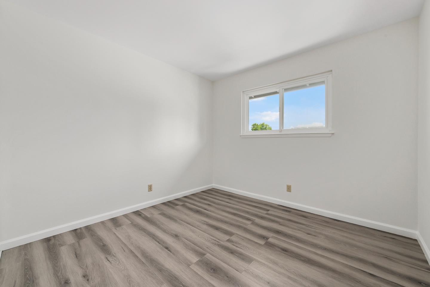 Detail Gallery Image 14 of 23 For 38043 Buxton Cmn, Fremont,  CA 94536 - 3 Beds | 1/1 Baths