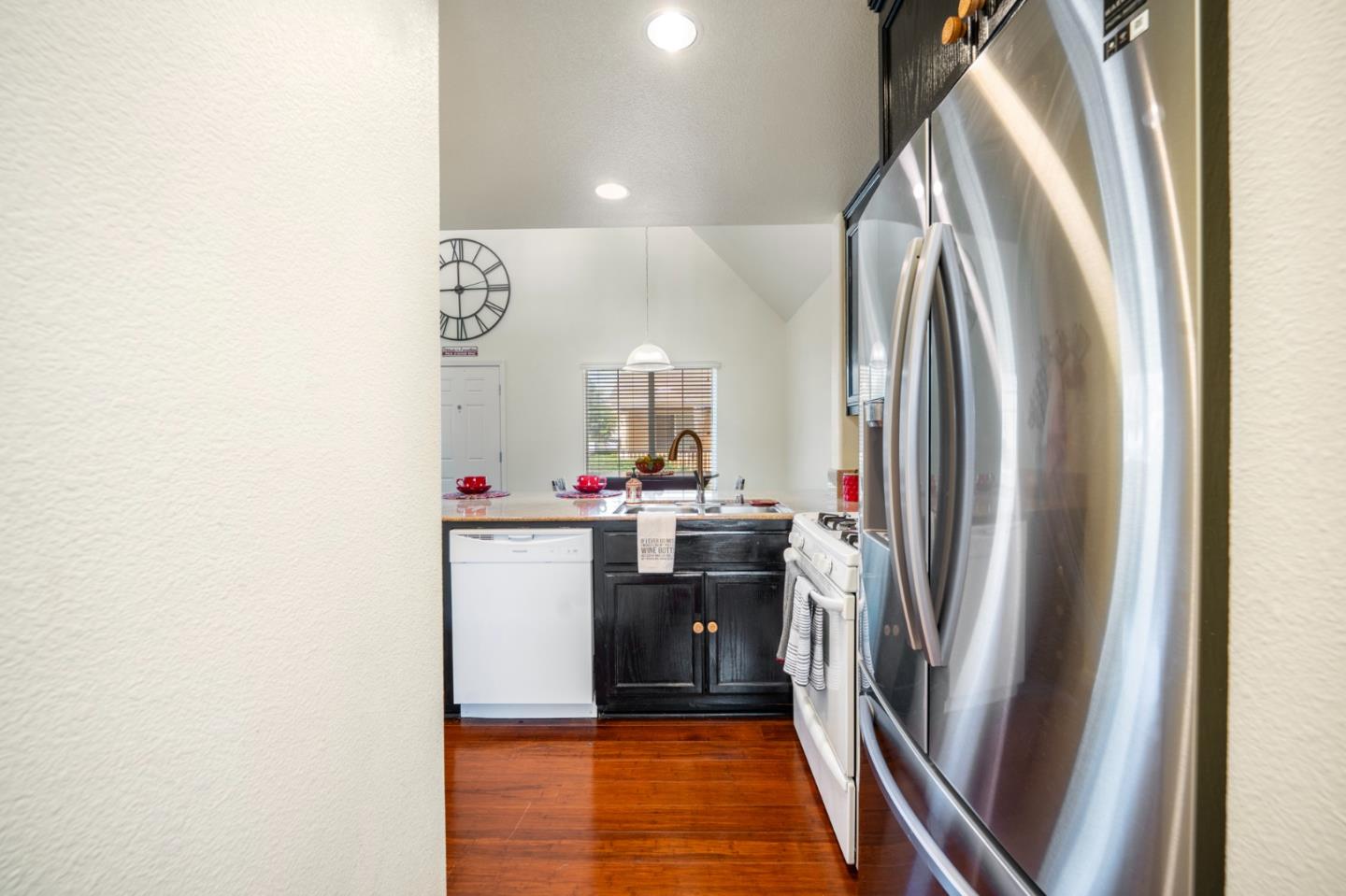 Detail Gallery Image 16 of 26 For 1501 Bianca Way, Gilroy,  CA 95020 - 1 Beds | 1 Baths