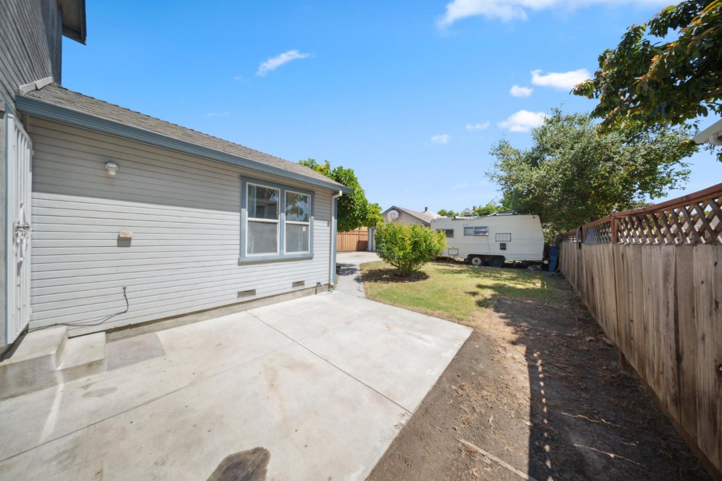 Detail Gallery Image 19 of 26 For 956 S 9th St, San Jose,  CA 95112 - 3 Beds | 2 Baths