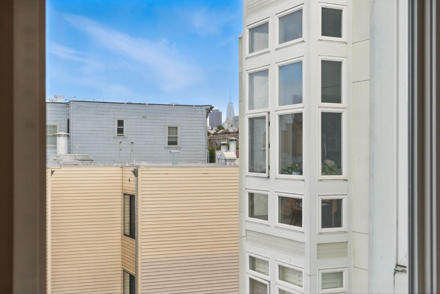 Detail Gallery Image 10 of 98 For 3208 Pierce St #406,  San Francisco,  CA 94123 - 2 Beds | 2/1 Baths