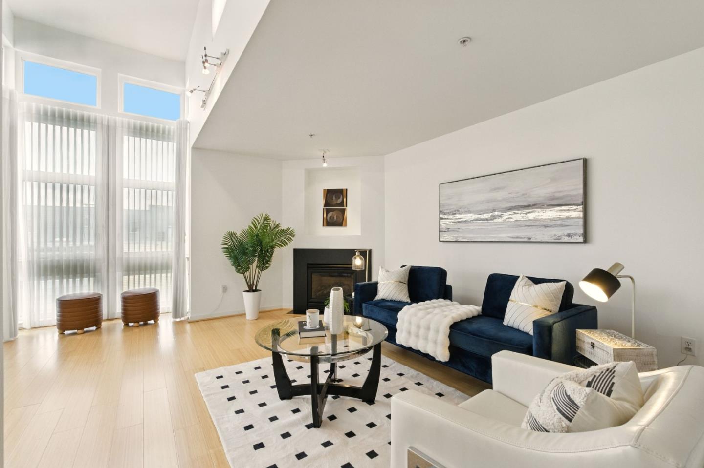 Detail Gallery Image 12 of 98 For 3208 Pierce St #406,  San Francisco,  CA 94123 - 2 Beds | 2/1 Baths
