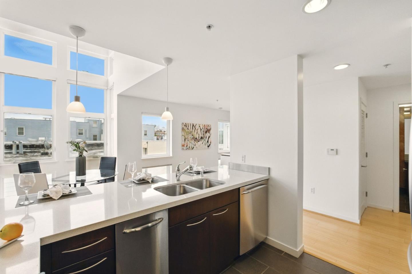 Detail Gallery Image 24 of 98 For 3208 Pierce St #406,  San Francisco,  CA 94123 - 2 Beds | 2/1 Baths