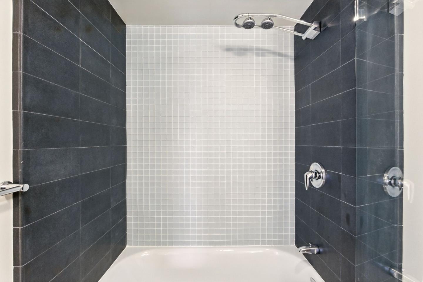 Detail Gallery Image 41 of 98 For 3208 Pierce St #406,  San Francisco,  CA 94123 - 2 Beds | 2/1 Baths