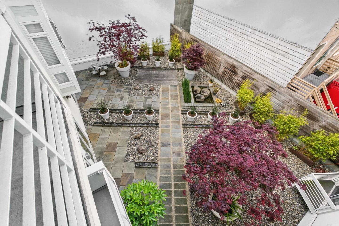 Detail Gallery Image 44 of 98 For 3208 Pierce St #406,  San Francisco,  CA 94123 - 2 Beds | 2/1 Baths
