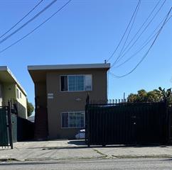 Detail Gallery Image 2 of 6 For 950 71st Ave, Oakland,  CA 94621 - – Beds | – Baths