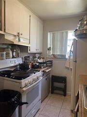 Detail Gallery Image 4 of 6 For 950 71st Ave, Oakland,  CA 94621 - – Beds | – Baths