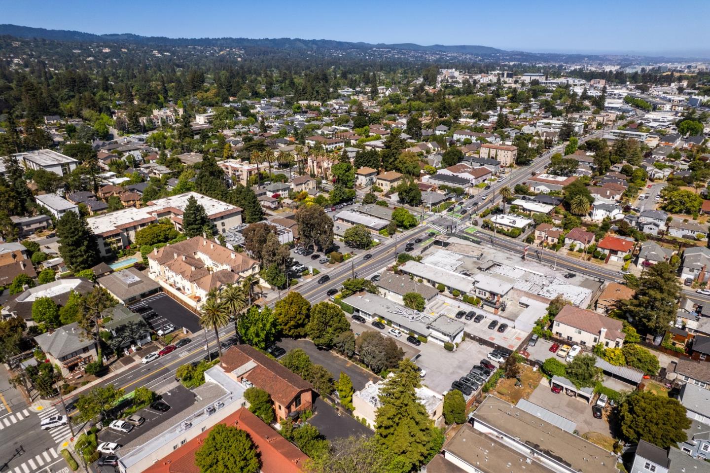 Detail Gallery Image 35 of 43 For 320 N San Mateo Dr #2,  San Mateo,  CA 94401 - – Beds | – Baths